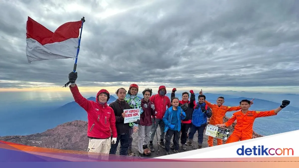 Pendakian Gunung Kerinci Kini Harus Didampingi Pemandu Bersertifikat