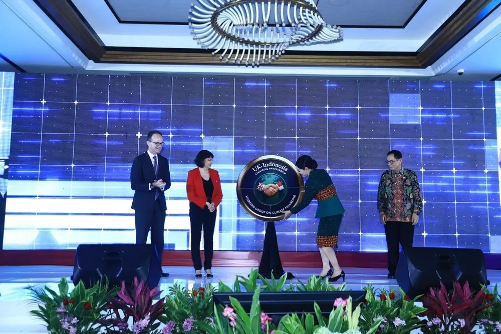 OJK Luncurkan Inisiatif Pembiayaan Berkelanjutan untuk Hadapi Risiko Iklim