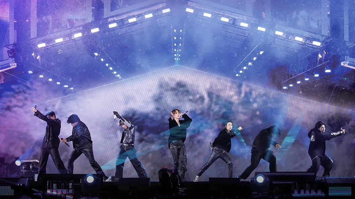 Istana Gyeongbok Ditutup Akibat Konser Gratis BTS di Seoul