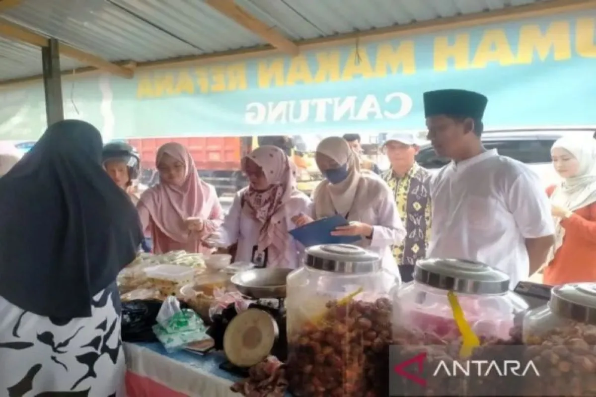 Takjil Aman dan Upaya Antisipasi Lonjakan Harga Sembako di Kalsel