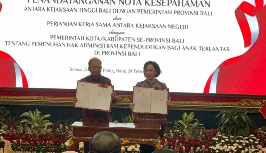 Kejati Bali dan Pemprov Tandatangani MoU untuk Hak Administrasi Anak Telantar