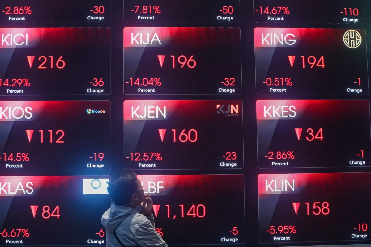 OJK Kenakan Denda Rp 5,35 M kepada Influencer atas Manipulasi Saham