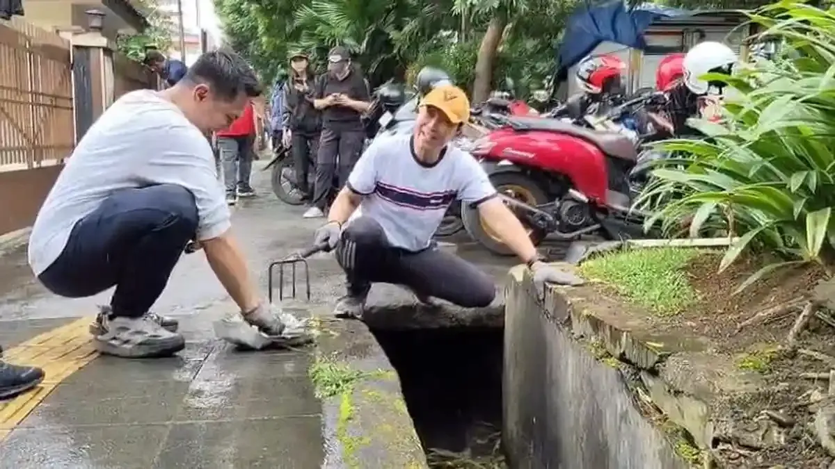 Wali Kota Bogor Pimpin Aksi Bersih Jalan Pengadilan Setiap Selasa dan Jumat