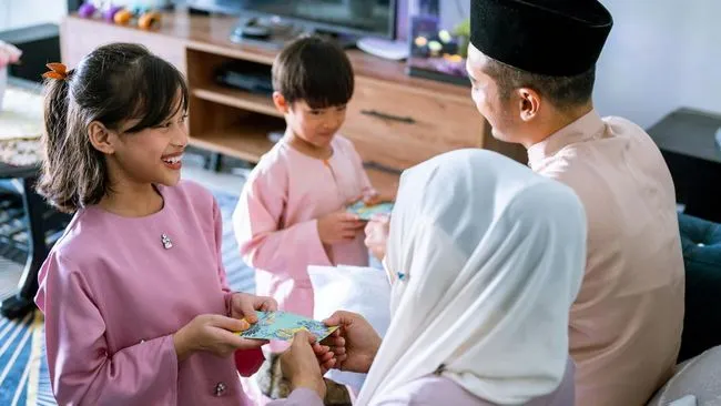 Panduan THR Ideal untuk Anak saat Lebaran Menurut Ahli