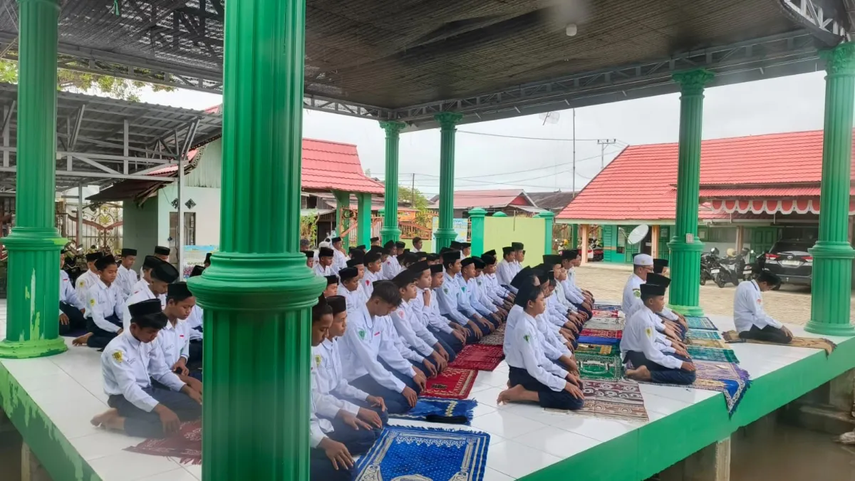 MTsN 1 HSU Perkuat Ibadah dan Pembelajaran di Bulan Ramadhan