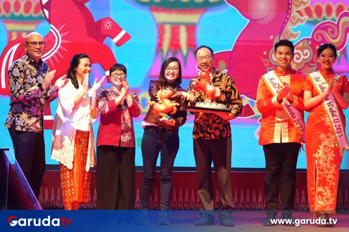 Pertukaran Maskot Kuda Api Perkuat Diplomasi Budaya Indonesia-Tiongkok di Imlek 2577