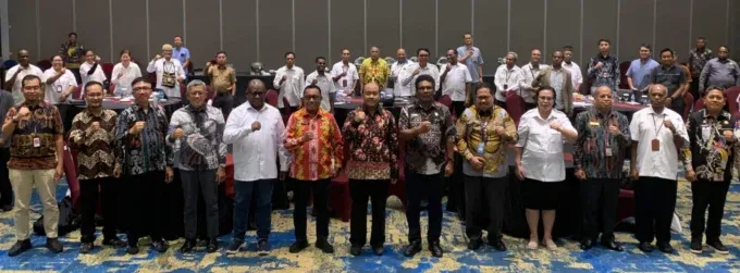 Pemkab Biak Minta Hub Logistik dan Kemudahan Izin Investasi