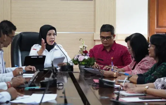 Kemenkum Bali Gelar Rapat Harmonisasi Raperbup dan Evaluasi Propemperda di Tabanan