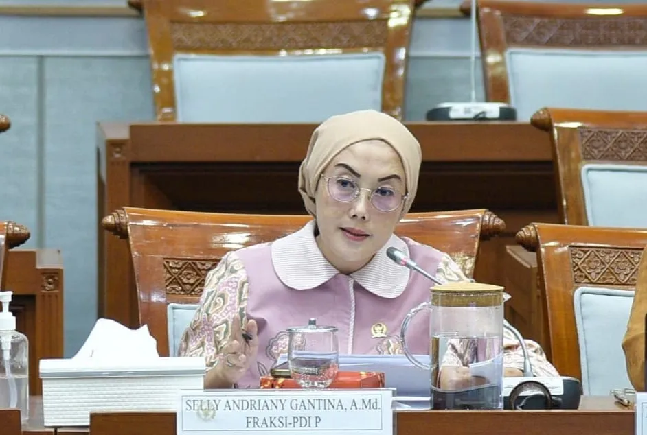 DPR Desak Sanksi Berat untuk Brimob Penganiaya Pelajar di Maluku