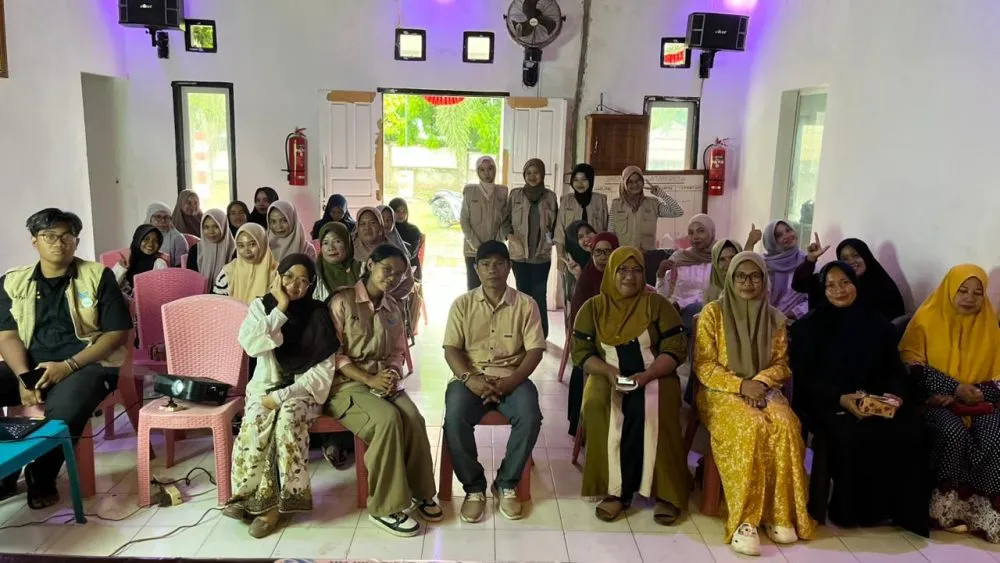 Mahasiswa KKN UNS dan Puskesmas Wera Sosialisasi Pencegahan Stunting di Desa Sangiang