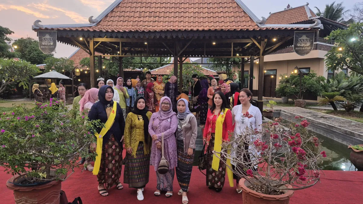 Pengukuhan Perempuan Berkebaya Indonesia Provinsi Banten: Ratu Ina Nurul Ainayah Memimpin Periode 2024-2027
