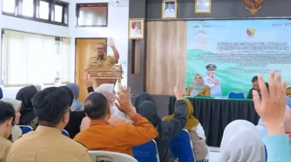 Disdukcapil Bandung Adakan Sosialisasi Adminduk di Pangalengan