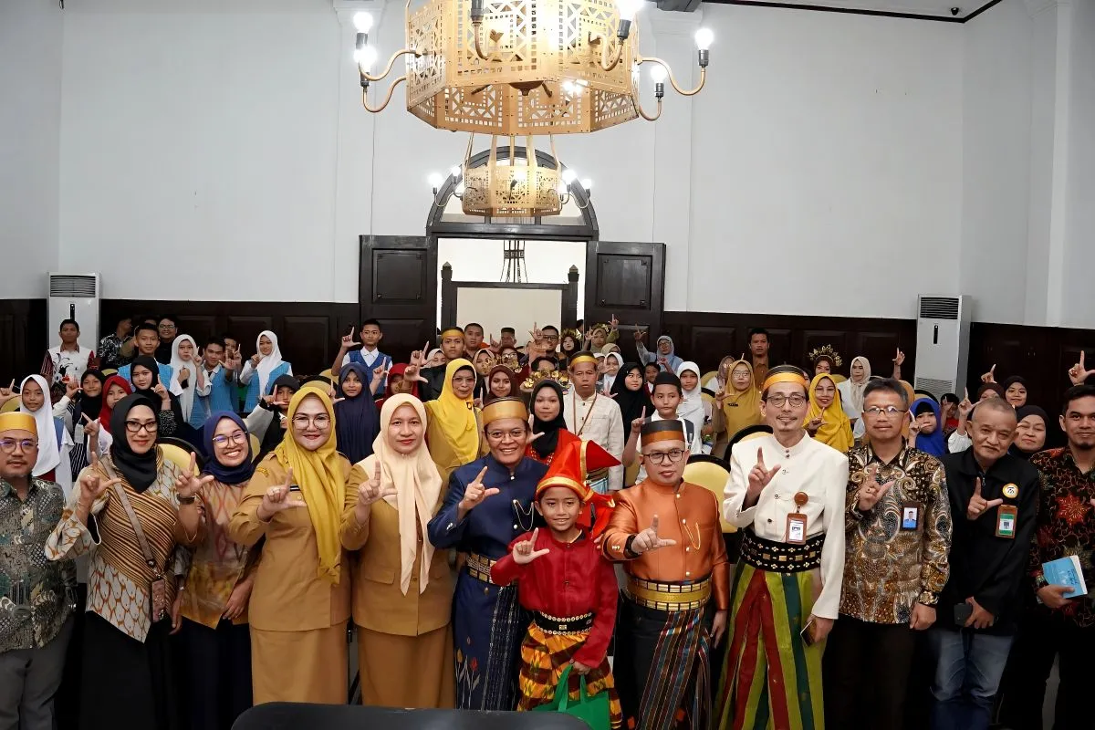 Peluncuran Kamus Digital Bahasa Makassar untuk Generasi Muda