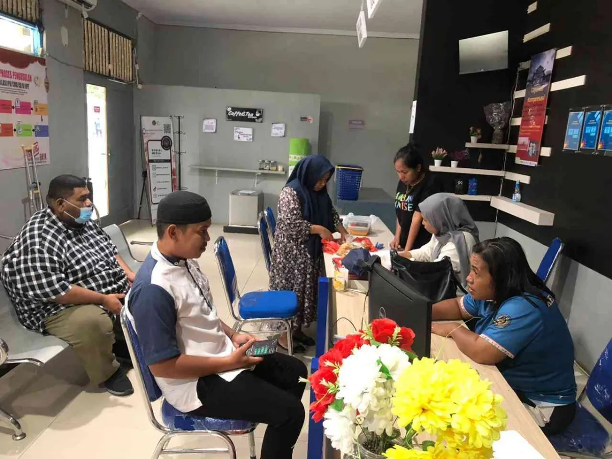 Semangat Ramadan: Warga Binaan Terima Takjil dari Keluarga
