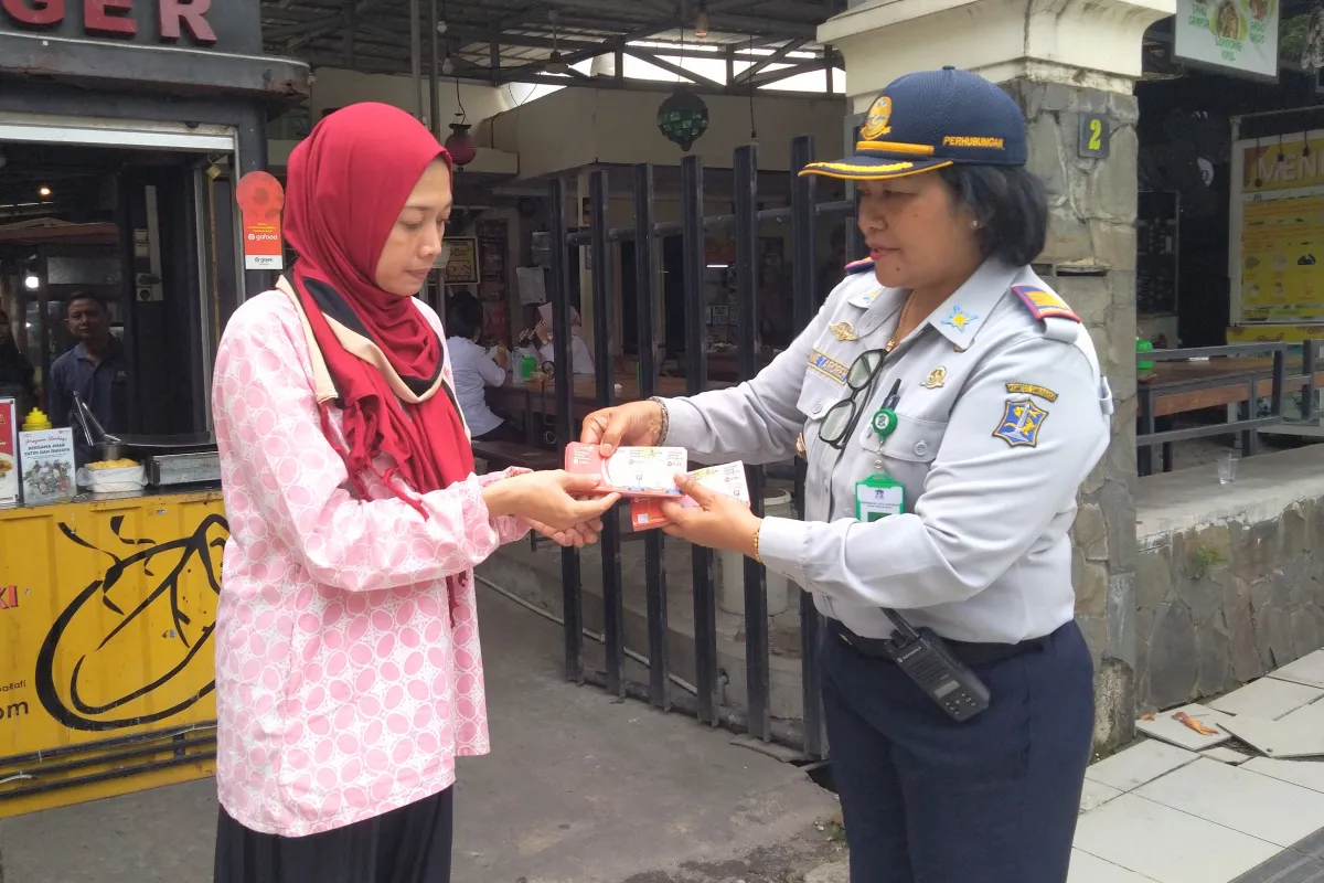 Pemerintah Kota Surabaya Luncurkan Voucher Parkir Digital untuk Tingkatkan Transparansi Retribusi