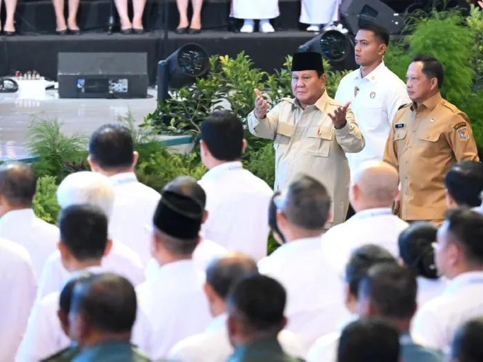 Prabowo Ajak Sinergi Pusat-Daerah Atasi Masalah Sampah