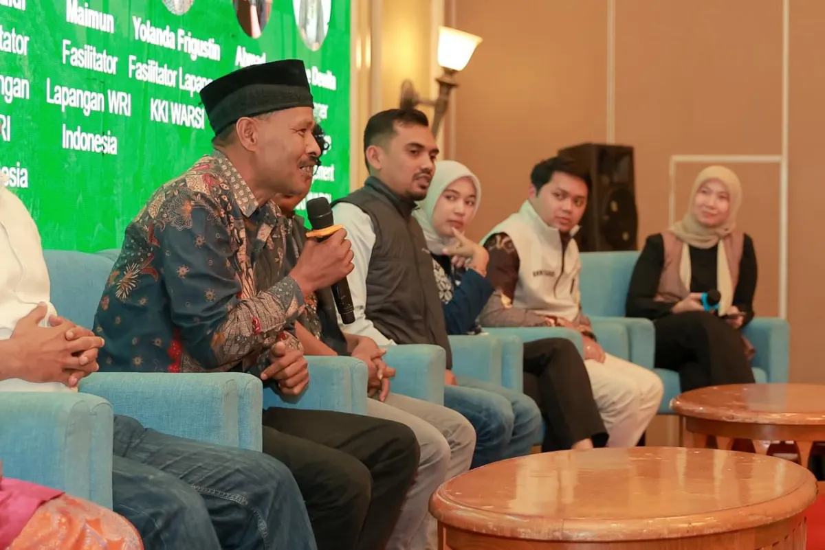 Masyarakat Hulu Aia Beralih dari Pembalakan ke Pengelolaan Hutan Berbasis Adat