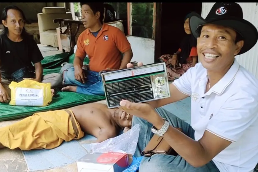 AWAS Sampang Berikan Bantuan untuk Remaja Disabilitas di Bulan Ramadan