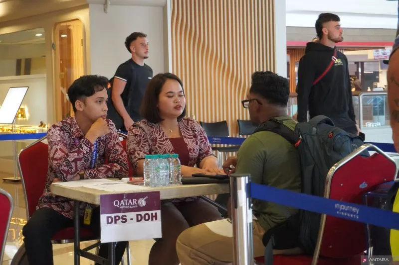 15 Penerbangan Internasional dari Bali Batal Akibat Konflik Timur Tengah