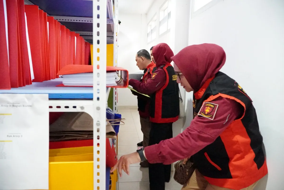 Kejaksaan Tinggi Sumsel Geledah Rumah Dirut PT KMM dan Kantor Jamkrindo Terkait Dugaan Korupsi