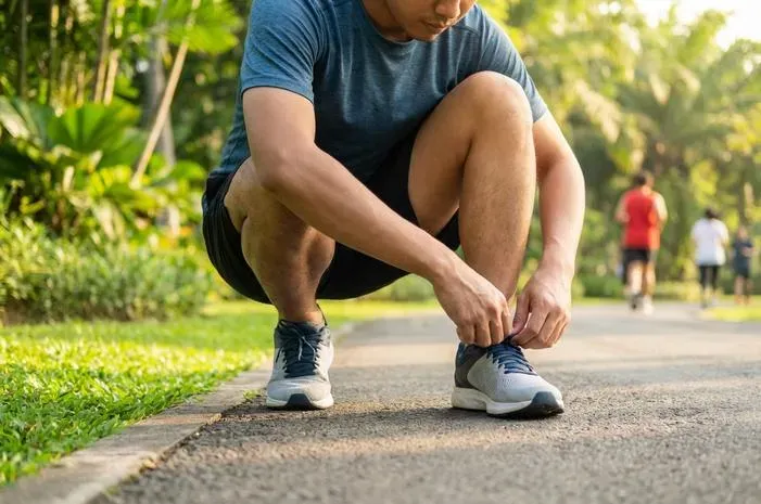 Panduan Memilih Sepatu Lari Pria Terbaik