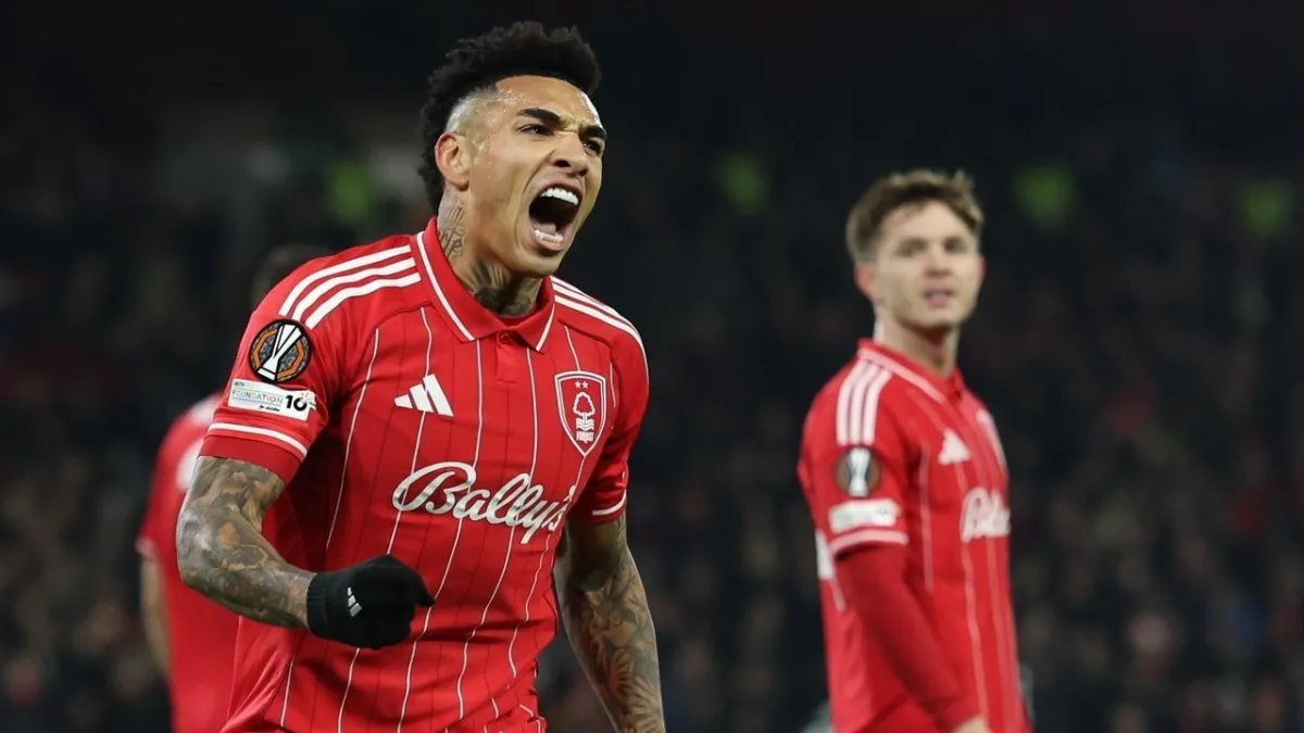 Nottingham Forest Menang Telak 3-0 atas Fenerbahce di Istanbul