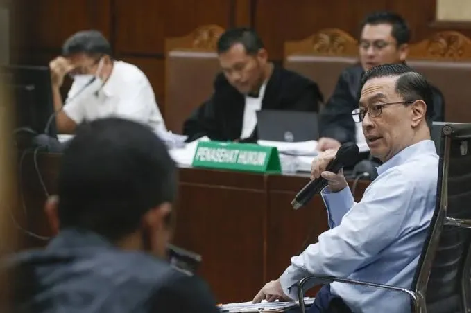 Ketidaktertiban Hukum Acara: Kasus Tom Lembong dan Nadiem Makarim Dapat Sorotan