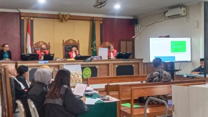 Sidang Korupsi Sleman: Hakim Dapat Sorotan Atas Pertanyaan Berulang