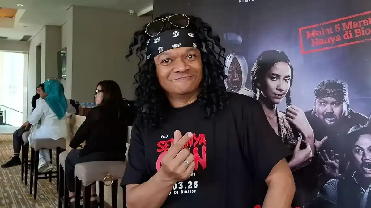 Candil Eks Serieus Bertransformasi Jadi Dukun Nyentrik di Film 'Setannya Cuan'