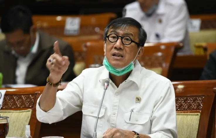 Menkumham Teken 49 Peraturan Pelaksana UU Cipta Kerja