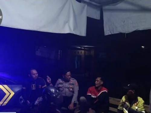 Patroli Dialogis Polsek Gedong Tataan Jaga Keamanan Selama Ramadan