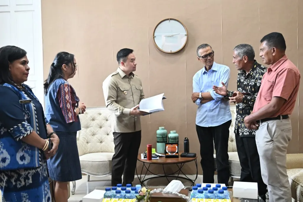 Wali Kota Kupang Tegaskan Pentingnya Data Kependudukan dalam Pembangunan Berkelanjutan