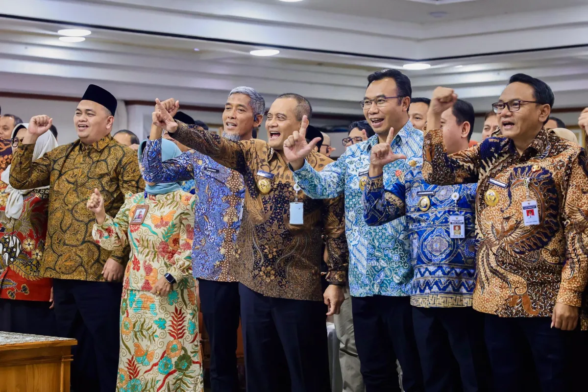 Satu Tahun Luthfi-Yasin: Kemiskinan Turun dan Investasi Jateng Meningkat