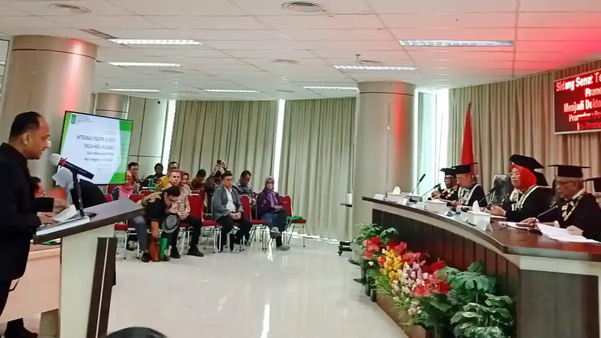 Fachrul Razi Raih Gelar Doktor Ilmu Politik dari Universitas Nasional