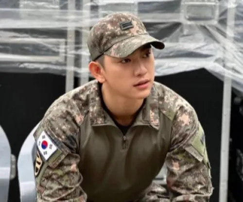 Jinyoung GOT7 Berbagi Tips Diet Setelah Kenaikan Berat Badan Selama Militer