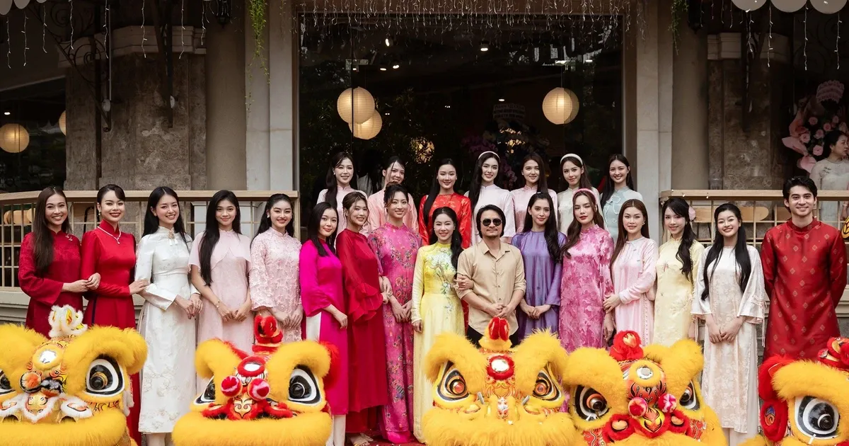 Ratu Kecantikan Sambut Tahun Baru Imlek dengan Festival Uang Keberuntungan