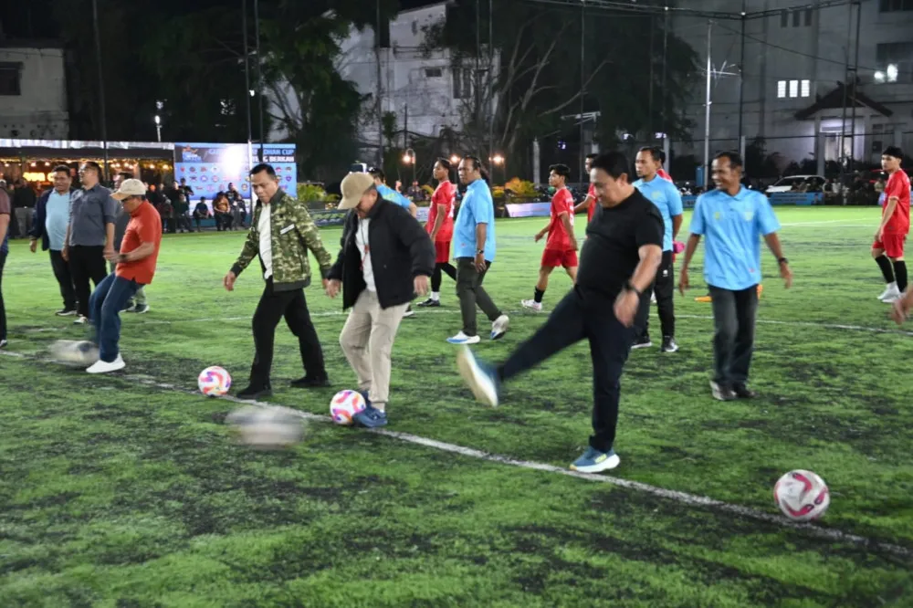 Gubernur Agustiar Sabran Resmi Buka Turnamen Mini Soccer Ramadan Cup 2026