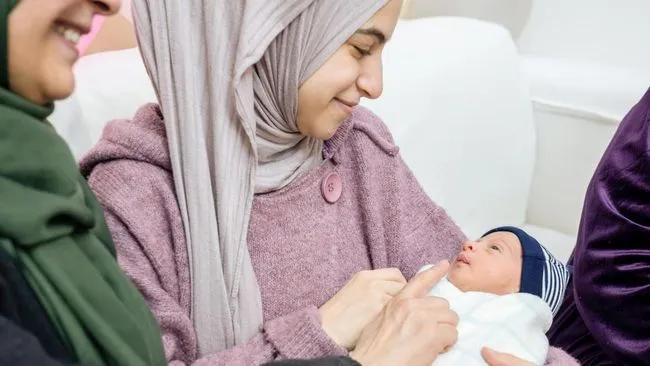 Tips Aman Mudik Bersama Bayi Saat Lebaran