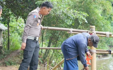 Polresta Bandung Lakukan Survei untuk Pembangunan Jembatan di Cicalengka