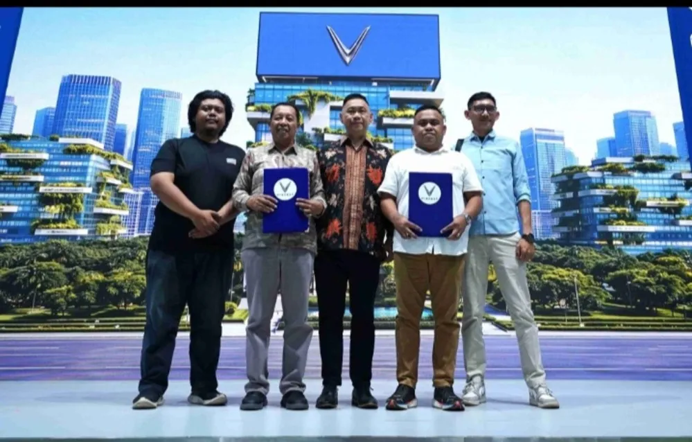 VinFast Kolaborasi dengan RVE dan Sentrik untuk Percepat Transportasi Listrik di Indonesia