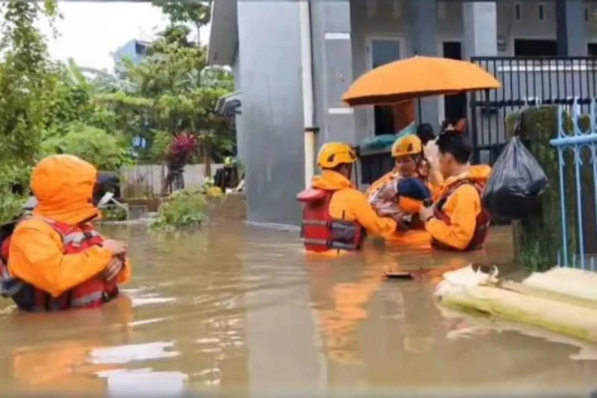 Jumlah Pengungsi Banjir di Makassar Mencapai 878 Jiwa