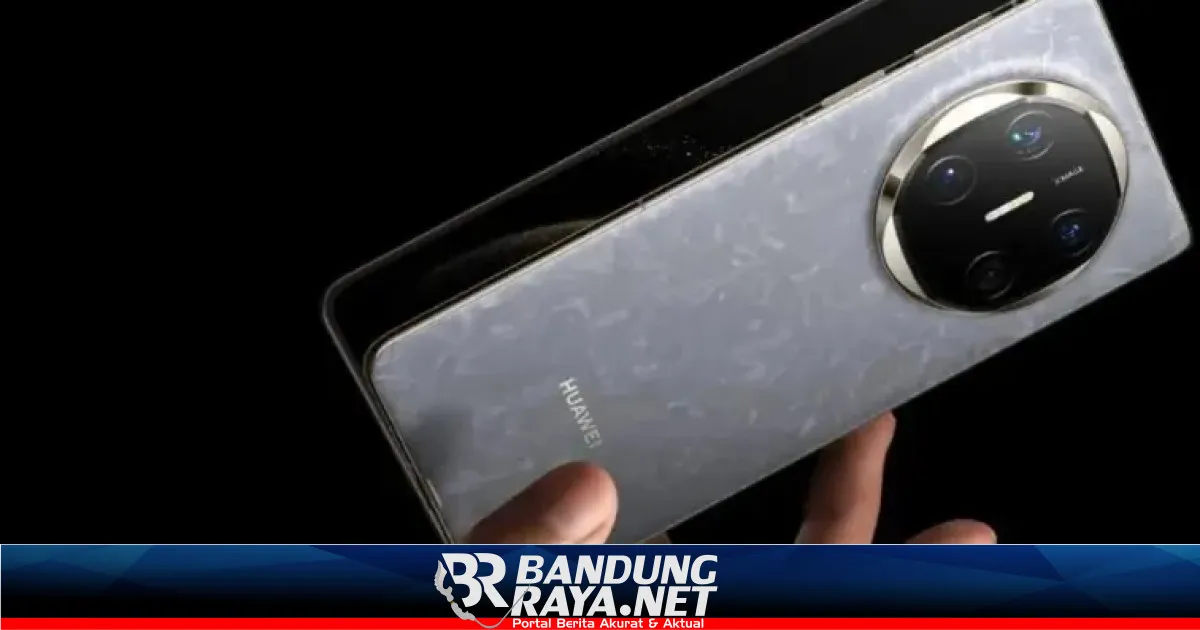 Huawei Fokus Kembangkan Smartphone Lipat Sebagai Flagship Utama Selama 7 Tahun