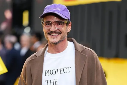 Perjalanan Karier Rafael Olarra, Sahabat Pedro Pascal yang Berkilau