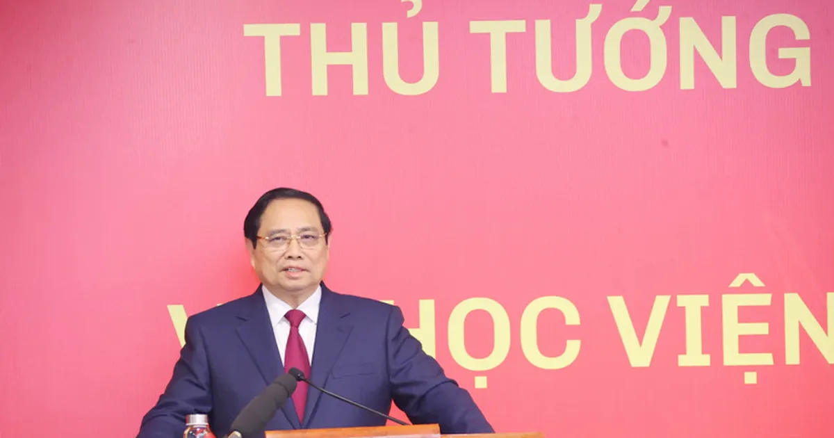 Perdana Menteri Pham Minh Chinh: Pentingnya Adminstrasi Publik dalam Pembangunan Nasional