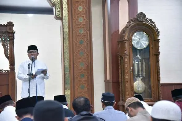 Bupati Kuningan Ajak Masyarakat Tingkatkan Kepedulian Sosial di Bulan Ramadan