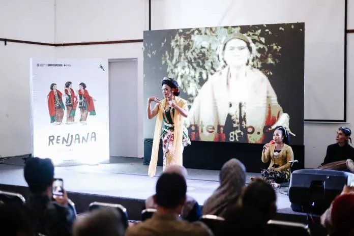 Dariah, Maestro Lengger Banyumas, Hidup Kembali Lewat Novel Grafis AR