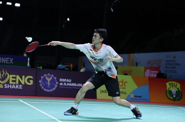 Rizky Akbar Kalahkan Unggulan Pertama di Singapore International Challenge 2026