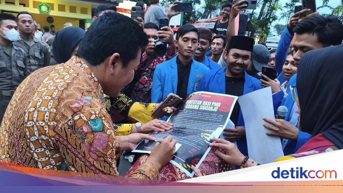 Bupati Sidoarjo Respons Tuntutan Perbaikan Pendidikan dan Infrastruktur