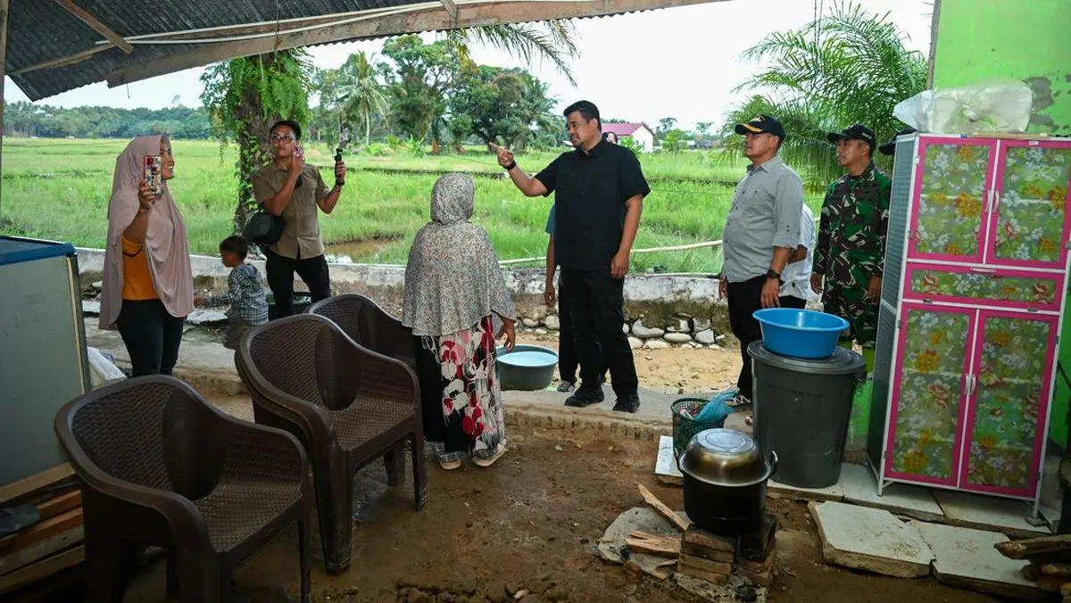 Warga Tapteng Bangun Hunian Sementara Sambil Tunggu Huntap dari Pemerintah