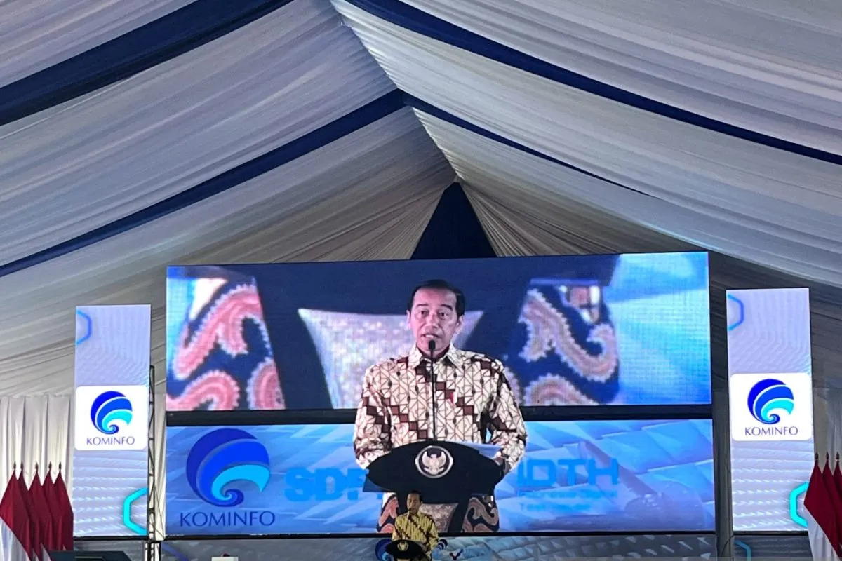 Presiden Jokowi: Indonesia Masih Bergantung pada Impor Perangkat Teknologi